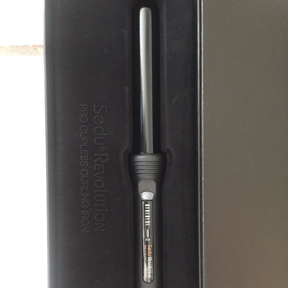 SEDU Revolution - 1” or 25mm Barrel Clipless Curling Iron w/heat-resistant glove